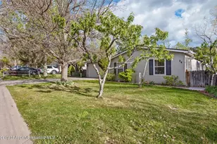 24 E Bonanza Pl, Parachute, CO 81635 - Photo 2