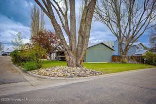 388 Cedar Cir, Craig, CO 81625 - Photo 6