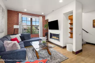 927 Main St, Carbondale, CO 81623 - Photo 2