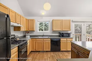 382 Summit Dr, Carbondale, CO 81623 - Photo 10