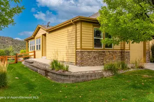 51 Redstone Dr, New Castle, CO 81647 - Photo 2
