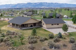265 S Meadow Dr, Rifle, CO 81650 - Photo 8