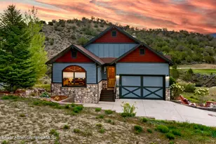 28 Broken Wing Dr, New Castle, CO 81647 - Photo 1