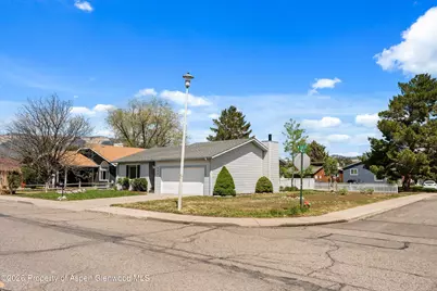 942 W 5th Street, Rifle, CO 81650 - Photo 20