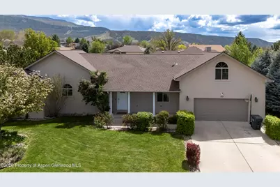 52 Lodge Pole Circle, Parachute, CO 81635 - Photo 2