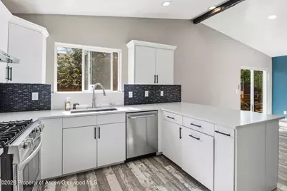 353 W Orchard Avenue, Silt, CO 81652 - Photo 8