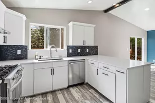 353 W Orchard Ave, Silt, CO 81652 - Photo 8
