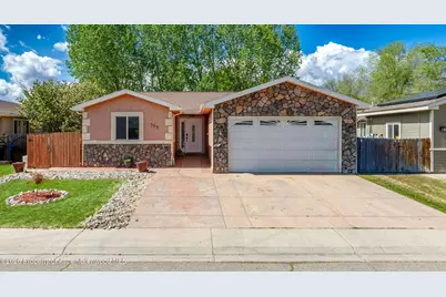 353 W Orchard Avenue, Silt, CO 81652 - Photo 2
