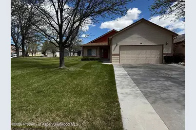 54 Limberpine Circle, Parachute, CO 81635 - Photo 2