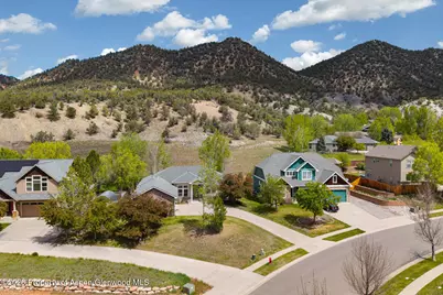 541 Wagon Wheel Circle, New Castle, CO 81647 - Photo 2