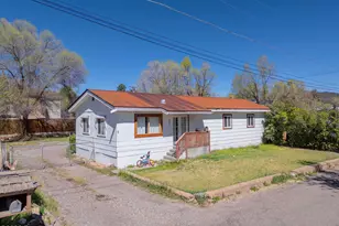 385 S 7th St, Carbondale, CO 81623 - Photo 4