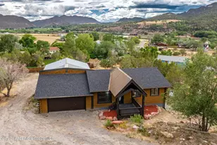 319 Glen Eagle Cir, New Castle, CO 81647 - Photo 30