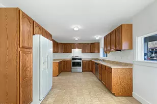 1085 Main St, Meeker, CO 81641 - Photo 10