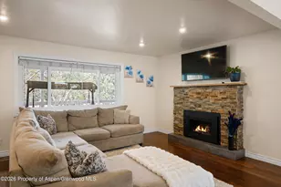 100 Comanchero Trail, New Castle, CO 81647 - Photo 10