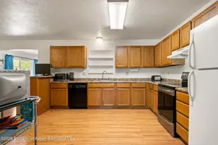 271 Remington St, Rifle, CO 81650 - Photo 8