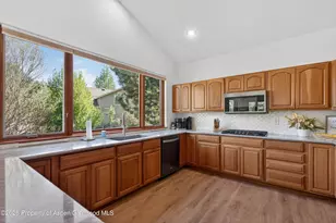 610 E 1st, New Castle, CO 81647 - Photo 4