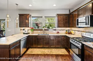63 Cliff Rose Way, Glenwood Springs, CO 81601 - Photo 2