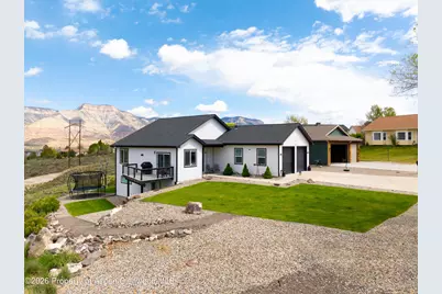47 Willow View Way, Parachute, CO 81635 - Photo 2