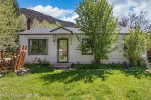 3210 Blake Ct, Glenwood Springs, CO 81601 - Photo 2