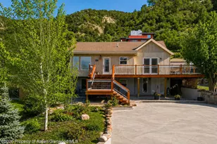 716 Minter Ave, Glenwood Springs, CO 81601 - Photo 2