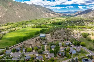 823 Mountain View Dr, New Castle, CO 81647 - Photo 10