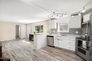 197 E Carson Cir, Parachute, CO 81635 - Photo 8