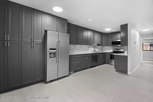 335 Dogwood Dr, Silt, CO 81652 - Photo 4
