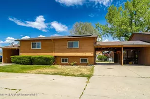 335 Dogwood Dr, Silt, CO 81652 - Photo 2