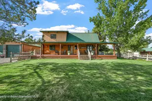 1355 N Rd, Loma, CO 81524 - Photo 4