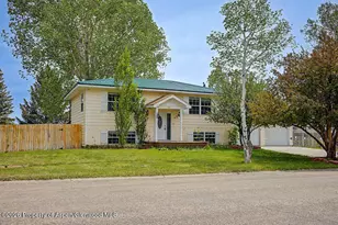 281 Woodbury Dr, Craig, CO 81625 - Photo 4