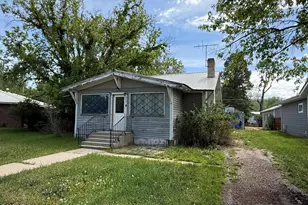 675 Pershing St, Craig, CO 81625 - Photo 2