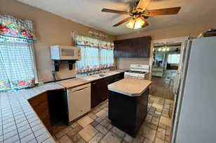 675 Pershing St, Craig, CO 81625 - Photo 8