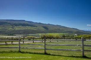 208 Grange Ln, Carbondale, CO 81623 - Photo 2
