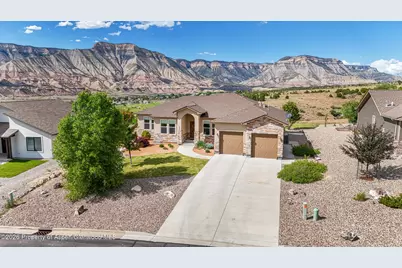 223 Eagle Ridge Drive, Parachute, CO 81635 - Photo 2