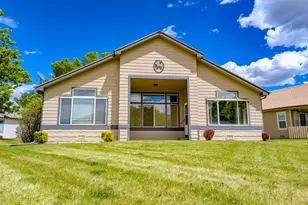38 Cedar Ct, Parachute, CO 81635 - Photo 2