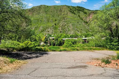 2525 S Grand Avenue, Glenwood Springs, CO 81601 - Photo 18