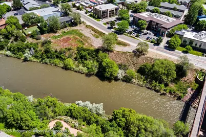 2525 S Grand Avenue, Glenwood Springs, CO 81601 - Photo 2