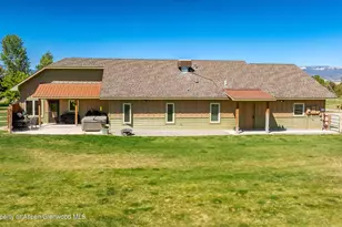 421 N Meadow Dr, Rifle, CO 81650 - Photo 22