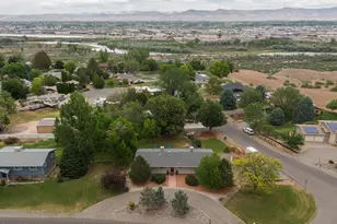 2218 Saddlehorn Rd, Grand Junction, CO 81507 - Photo 2