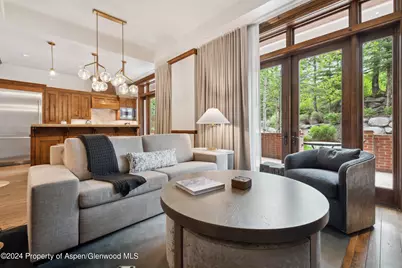 415 E Dean St., #7 Week 30, Aspen, CO 81611 - Photo 4