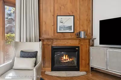 415 E Dean St., Unit 4, Week 32, Aspen, CO 81611 - Photo 6