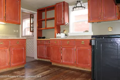 181 W Main Street, New Castle, CO 81647 - Photo 2