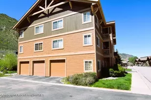 646 River View Dr, New Castle, CO 81647 - Photo 10