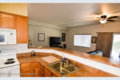 646 River View Drive, New Castle, CO 81647 - Photo 6