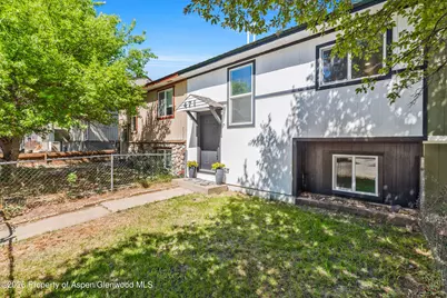 471 Washington Street, Craig, CO 81625 - Photo 2