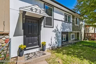 471 Washington St, Craig, CO 81625 - Photo 4