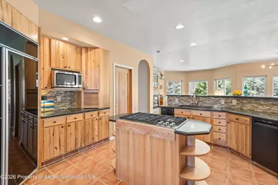 156 Dolores Circle, Glenwood Springs, CO 81601 - Photo 10