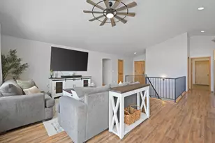 433 Eagles View Ct, Silt, CO 81652 - Photo 6