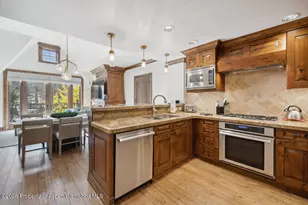 415 E Dean St #32 Wk 9, Aspen, CO 81611 - Photo 8