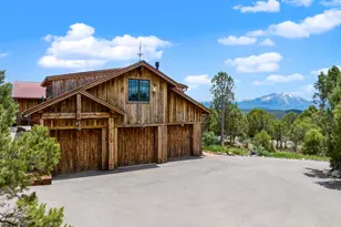 63 Crescent Ln, Glenwood Springs, CO 81601 - Photo 2